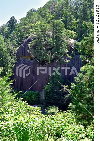 岐阜県鬼岩公園 岐阜県鬼岩公園 32822910