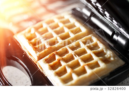 hash browns made in waffle maker kitchen hack hash browns made in waffle maker kitchen hack 32826400