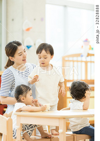 保育園 保育所 託児所 保育園 保育所 託児所 32828888