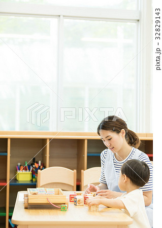 保育園　保育所　託児所 32829143