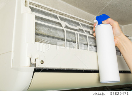 エアコンのフィン　熱交換器　そうじ 32829471