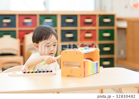 保育園　保育所　託児所 32830492