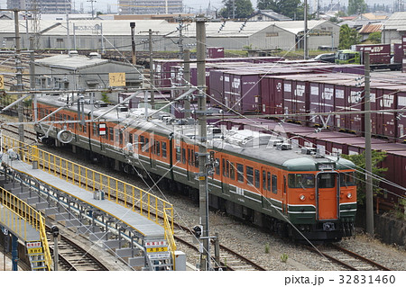 115系訓練車(長野車) 115系訓練車(長野車) 32831460
