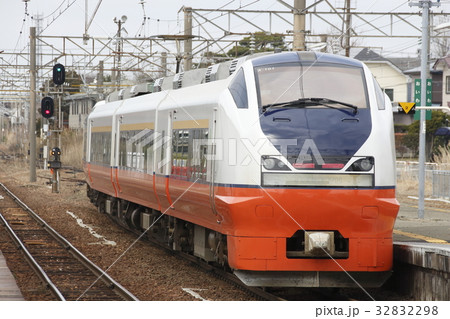 奥羽本線特急つがる号（E751系電車：秋田⇔青森） 32832298