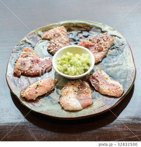 Premium japanese pork sliced 32832500