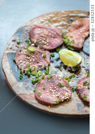 Barbecue sliced beef tongue Barbecue sliced beef tongue 32832533