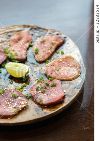 Barbecue sliced beef tongue Barbecue sliced beef tongue 32832534