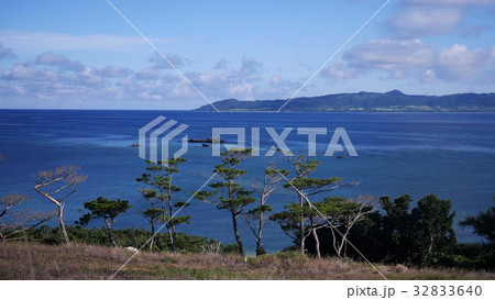 石垣島の名蔵湾 32833640