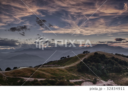 Summer sunset on the top of the mountain Summer sunset on the top of the mountain 32834911