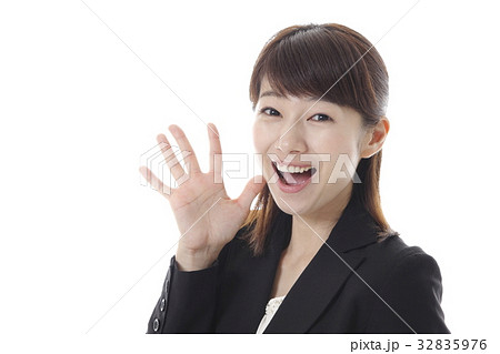 呼びかけるolイメージの写真素材