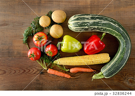 Healthy food background . vegetables on wooden Healthy food background . vegetables on wooden 32836244