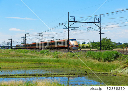 田園風景と日光詣スペーシア 32836850