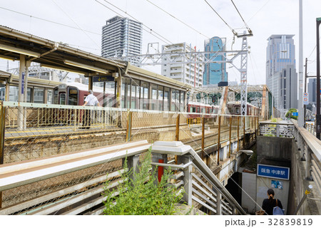 阪急中津駅 32839819