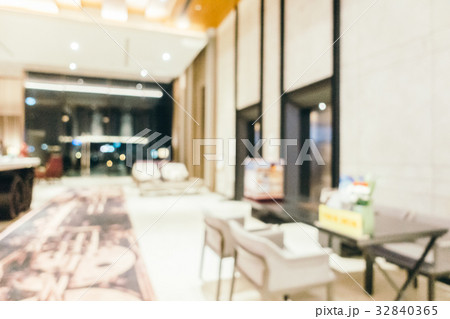 Abstract blur and defocused luxury hotel interior Abstract blur and defocused luxury hotel interior 32840365