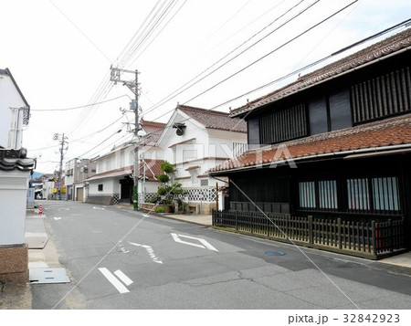 東広島西条の観光スポット 酒蔵通りの写真素材