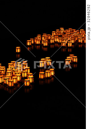 灯篭流し 32846292