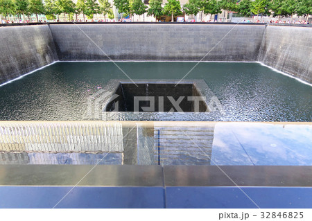 9/11メモリアル 9/11メモリアル 32846825