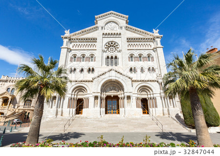 Monaco Saint Nicholas Cathedral 32847044