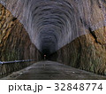 手掘りの中山隧道（旧国道291号） 32848774