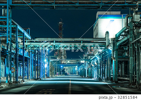 京浜工業地帯・工場夜景 32851584