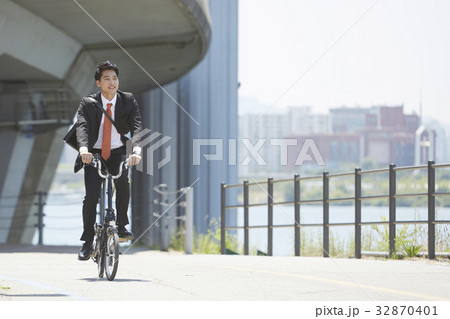30代 バッグ 鞄 32870401
