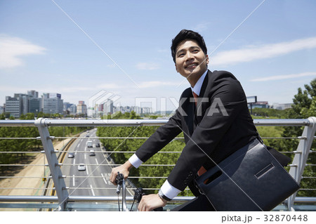 30代 バッグ 鞄 32870448