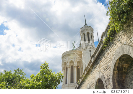 リヨンのノートルダム大聖堂 リヨンのノートルダム大聖堂 32873075