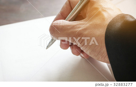 hand writing hand writing 32883277