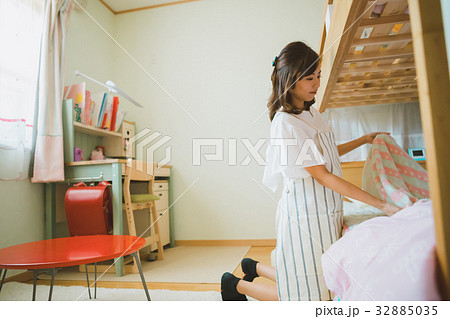 housewife 32885035