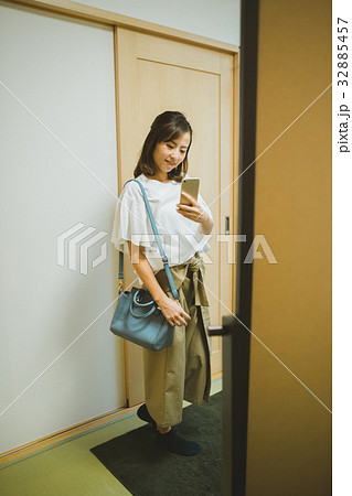 housewife housewife 32885457