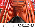 日枝神社の千本鳥居 32888248