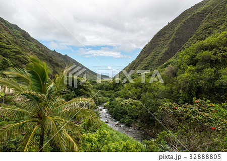 イアオ渓谷 32888805