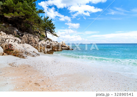Panorama of seascape with greek Saliara aka Marble 32890541