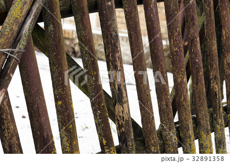 Old wooden fence Old wooden fence 32891358