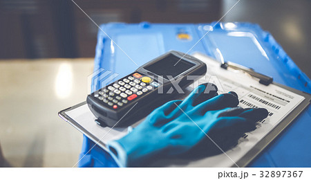 物流イメージ 32897367