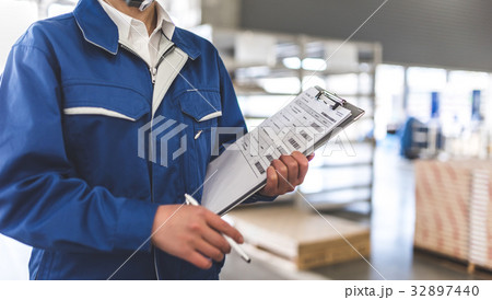 物流倉庫　イメージ 32897440