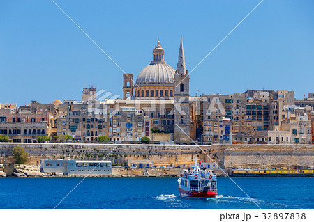 Valletta. St. Paul's Cathedral. 32897838