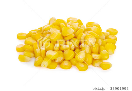 Canned corn isolate on white background 32901992