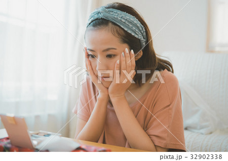 housewife housewife 32902338