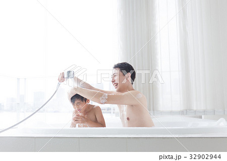 親子入浴イメージ 32902944