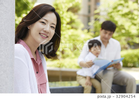 横顔 笑い 受験 32904254