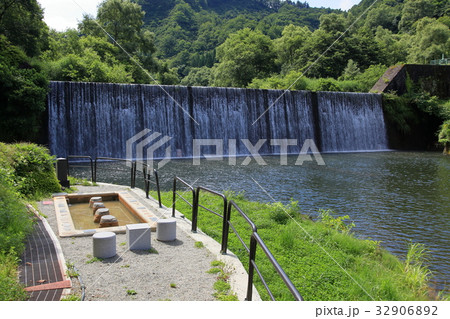 肘折温泉　初恋足湯と肘折ダム 32906892