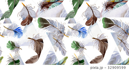 Watercolor bird feather pattern from wing. Watercolor bird feather pattern from wing. 32909599