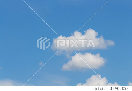 sky and nature 32909858