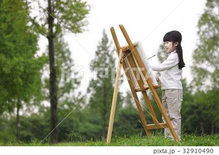 描画 描く 少女 32910490