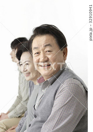 家族 ファミリー 高齢者 32910941
