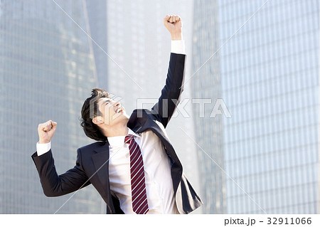 ビジネスマン ソウル 韓国人 32911066