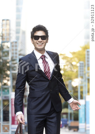 男 男性 男の子 32911123