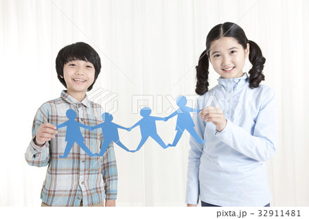 人の形 紙人形 小学生 32911481