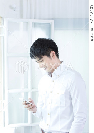 見下ろす 見おろす iPhoneの 32912405